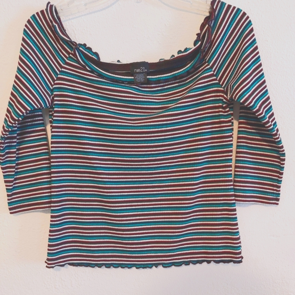 Rue 21 crop top